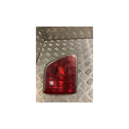 Feu arriere secondaire gauche (feux) TOYOTA AVENSIS 3 PHASE 1 BREAK d’occasion
