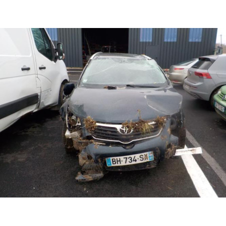 Feu arriere secondaire droit (feux) TOYOTA AVENSIS 3 PHASE 1 BREAK d’occasion