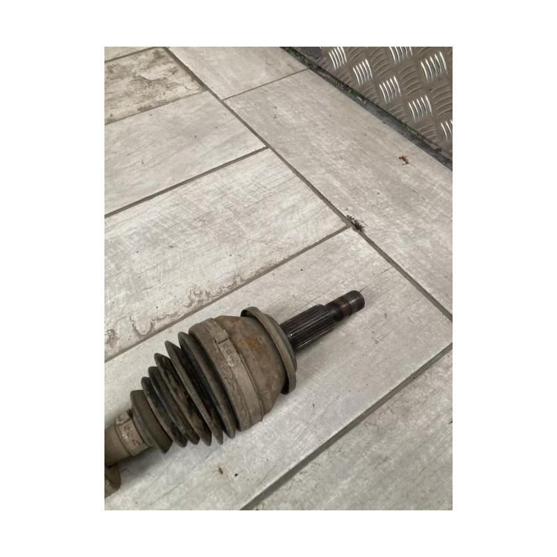 Cardan gauche (transmission) TOYOTA AVENSIS 3 PHASE 1 BREAK d’occasion
