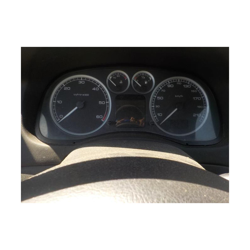 Pompe de direction PEUGEOT 307 PHASE 1 BREAK d’occasion