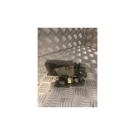 Serrure avant gauche RENAULT CLIO 2 PHASE 2 d’occasion
