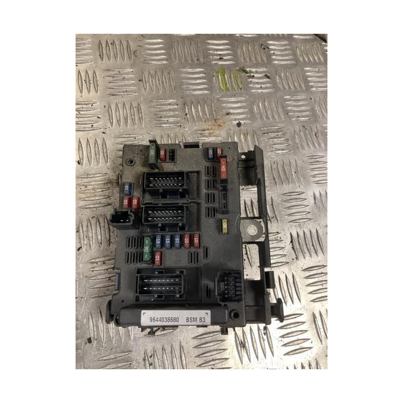 Boitier servitude moteur (BSM) CITROEN XSARA PHASE 2 BREAK d’occasion
