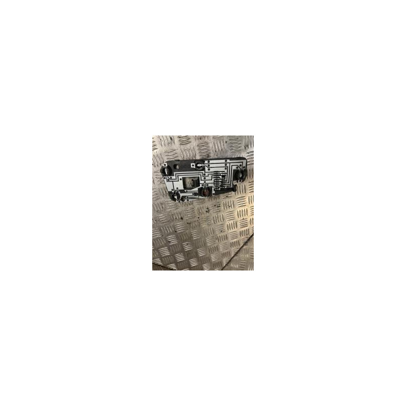 Platine feu arriere droit PEUGEOT 306 PHASE 1 d’occasion