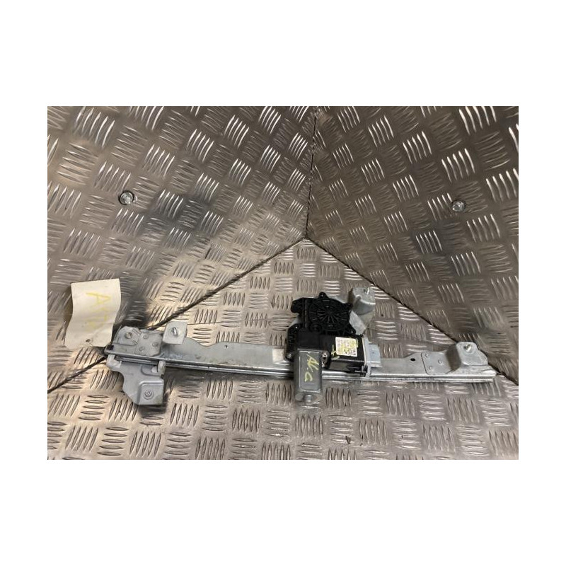 Leve vitre electrique avant gauche DACIA DUSTER 1 PHASE 2 d’occasion