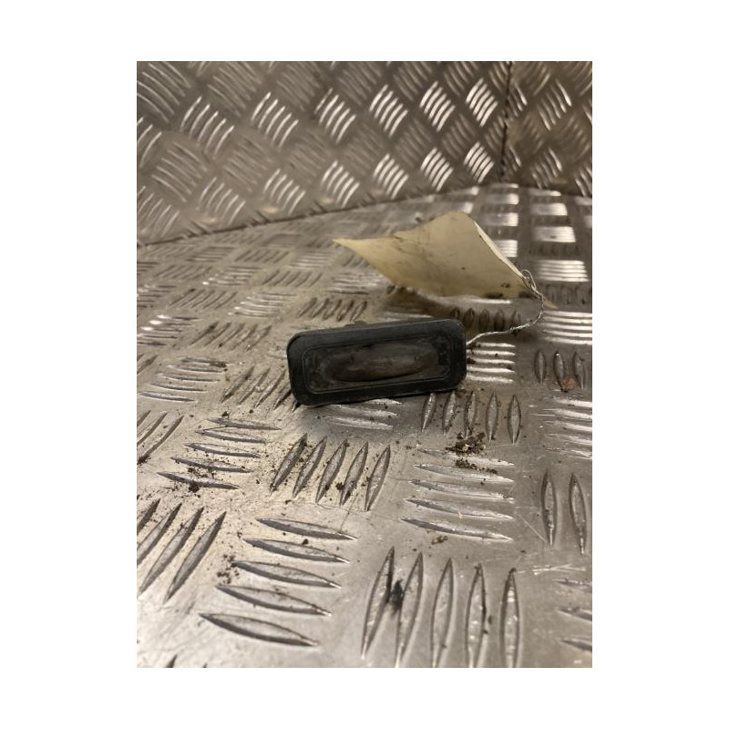 Bouton de coffre RENAULT MEGANE 3 PHASE 1 BREAK d’occasion