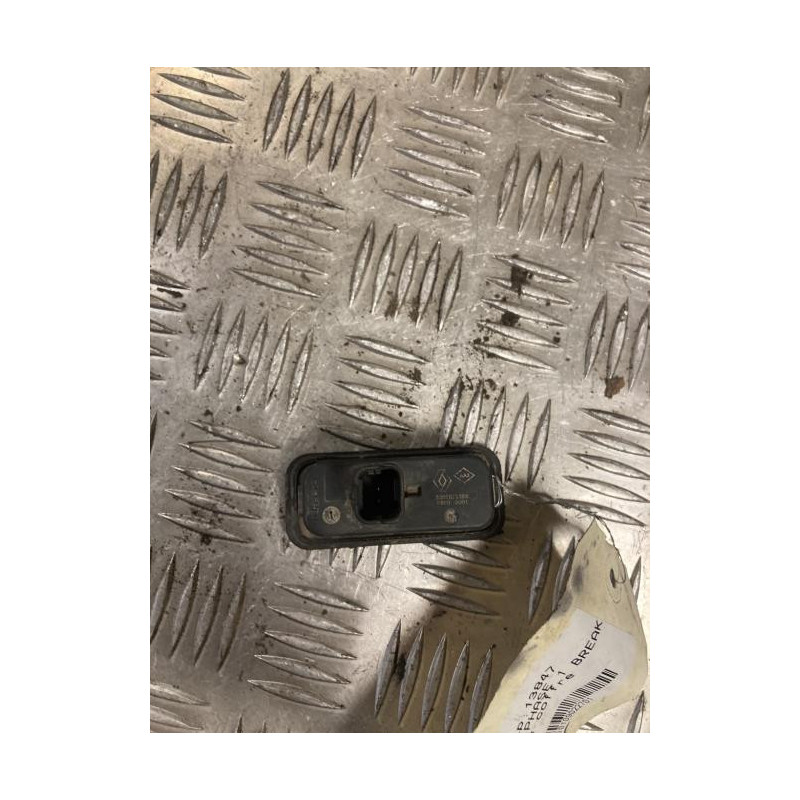 Bouton de coffre RENAULT MEGANE 3 PHASE 1 BREAK d’occasion