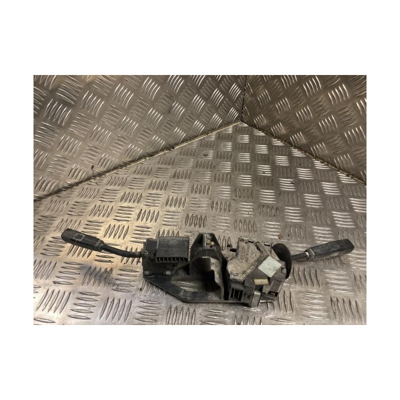 Com (Bloc Contacteur Tournant+Commodo Essuie Glace+Commodo Phare) RENAULT TRAFIC 1 PHASE 2 d’occasion