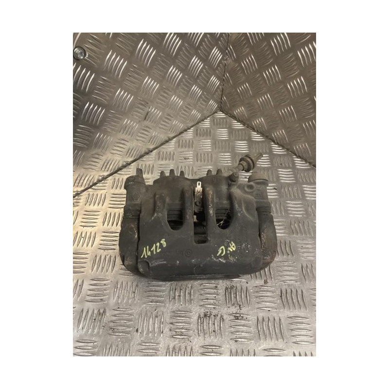 Etrier avant gauche (freinage) RENAULT MASTER 3 PHASE 2 d’occasion