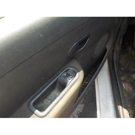 Aile avant gauche RENAULT CLIO 3 PHASE 1 d’occasion