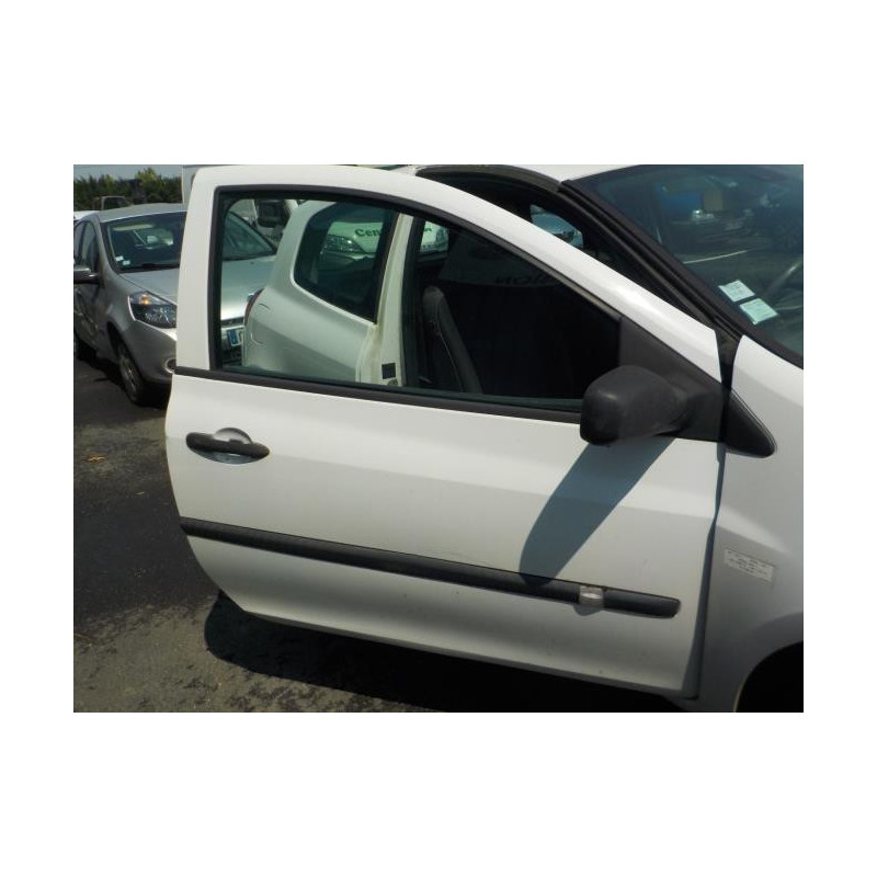 Aile avant droit RENAULT CLIO 3 PHASE 1 d’occasion