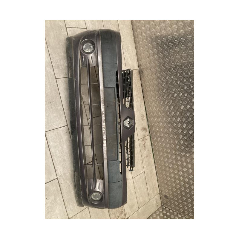 Pare choc avant RENAULT CLIO 2 PHASE 2 d’occasion