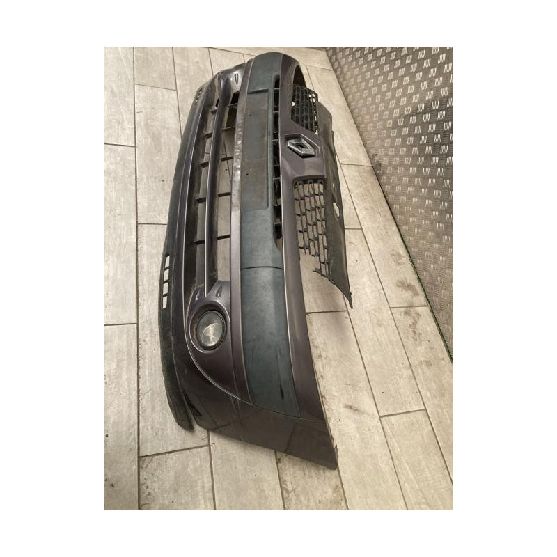 Pare choc avant RENAULT CLIO 2 PHASE 2 d’occasion