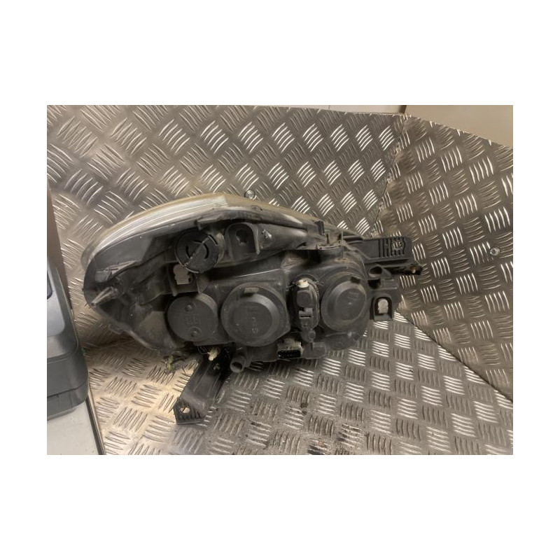 Optique avant principal gauche (feux)(phare) RENAULT CLIO 3 PHASE 2 d’occasion