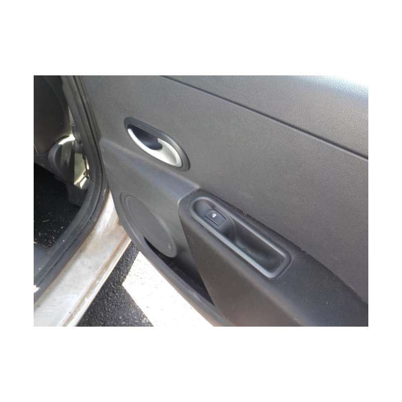 Optique avant principal gauche (feux)(phare) RENAULT CLIO 3 PHASE 2 d’occasion
