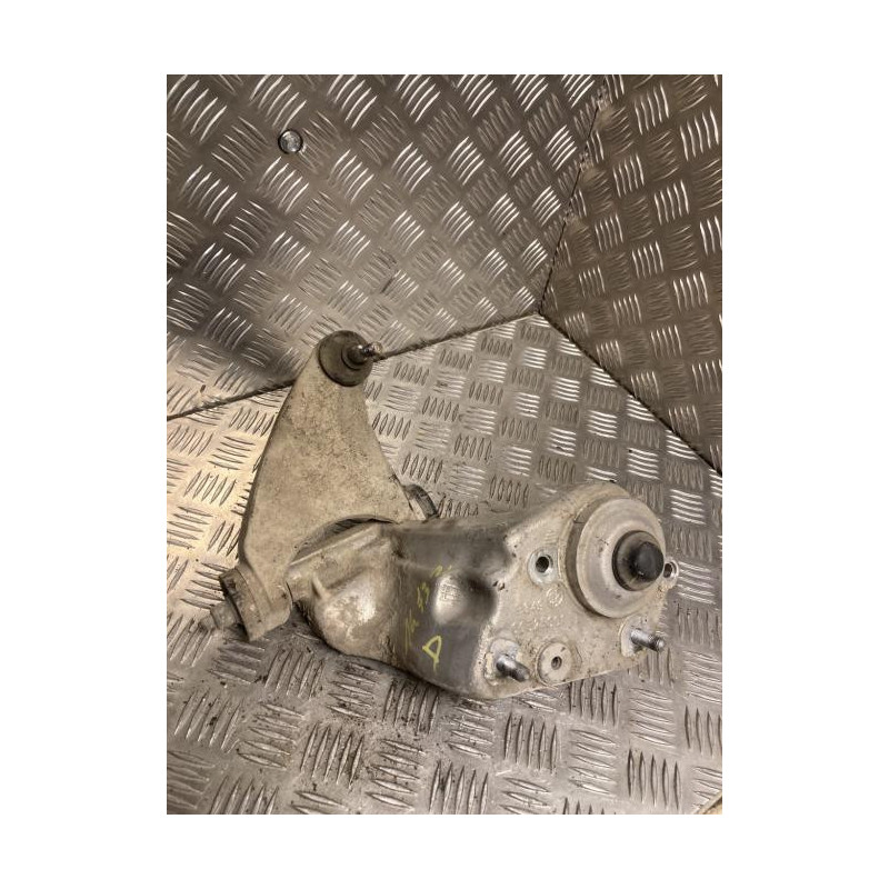 Bras de suspension superieur avant gauche ALFA ROMEO 147 PHASE 1 d’occasion