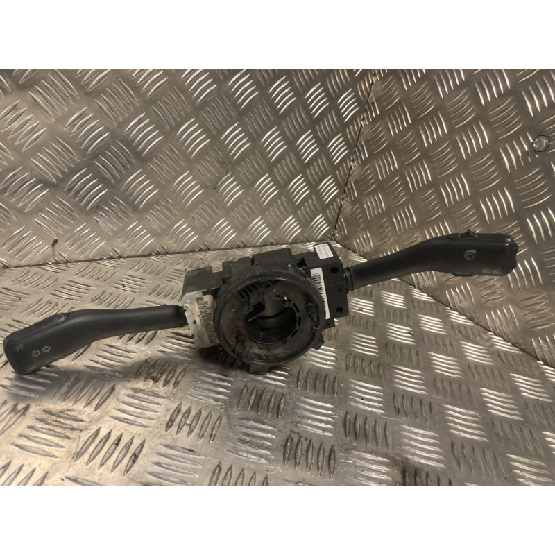 Com (Bloc Contacteur Tournant+Commodo Essuie Glace+Commodo Phare) VOLKSWAGEN GOLF 4 d’occasion