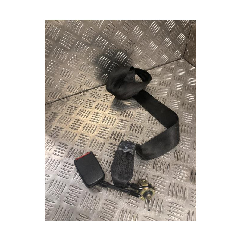 Attache ceinture arriere droit VOLKSWAGEN GOLF 4 d’occasion