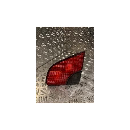 Feu arriere secondaire droit (feux) PEUGEOT 406 PHASE 2 BREAK d’occasion