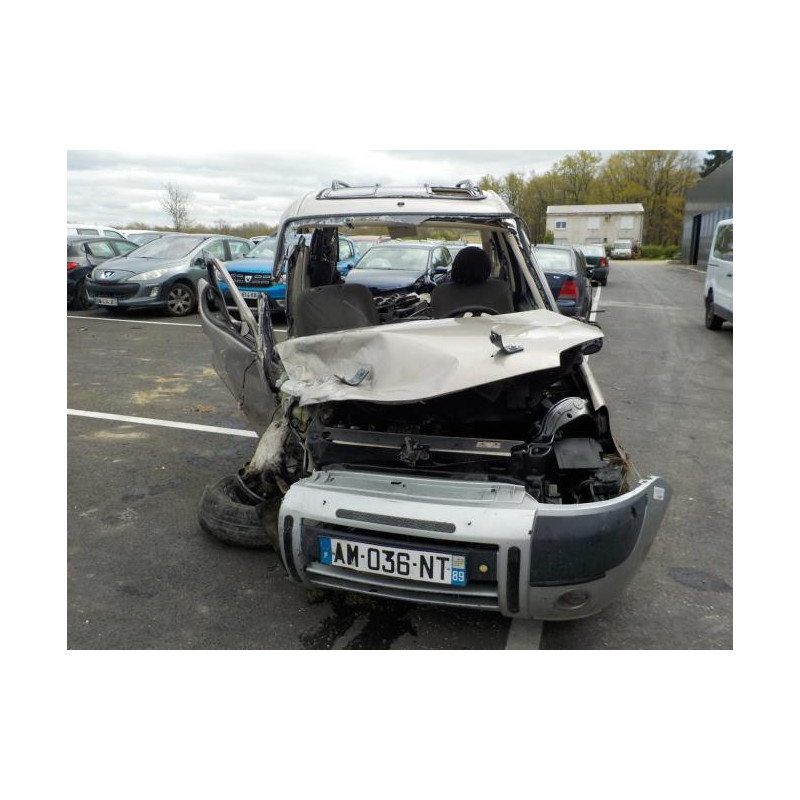Feu arriere principal gauche (feux) CITROEN BERLINGO 1 PHASE 2 d’occasion