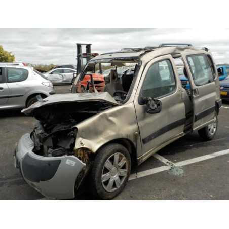 Feu arriere principal gauche (feux) CITROEN BERLINGO 1 PHASE 2 d’occasion