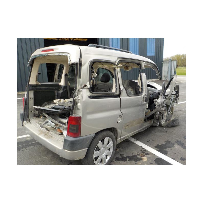 Platine feu arriere gauche CITROEN BERLINGO 1 PHASE 2 d’occasion