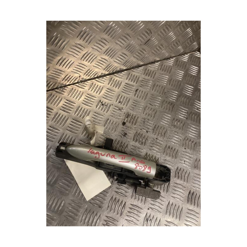 Support poignee porte avant droite RENAULT LAGUNA 2 PHASE 1 d’occasion