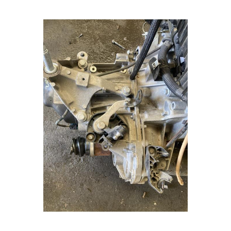 Boite de vitesses RENAULT CLIO 4 PHASE 1 d’occasion