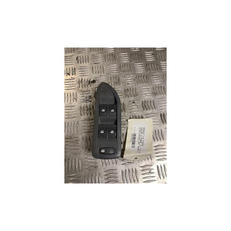 Interrupteur de leve vitre avant gauche RENAULT LAGUNA 2 PHASE 2 d’occasion