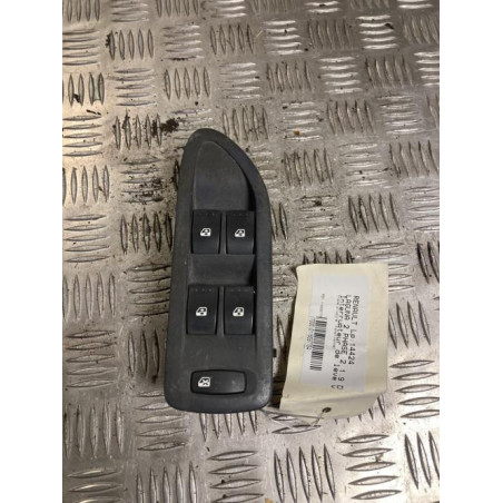 Interrupteur de leve vitre avant gauche RENAULT LAGUNA 2 PHASE 2 d’occasion