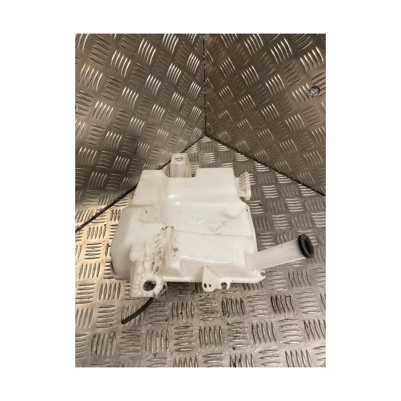 Vase de lave glace FORD FOCUS 3 PHASE 2 BREAK d’occasion