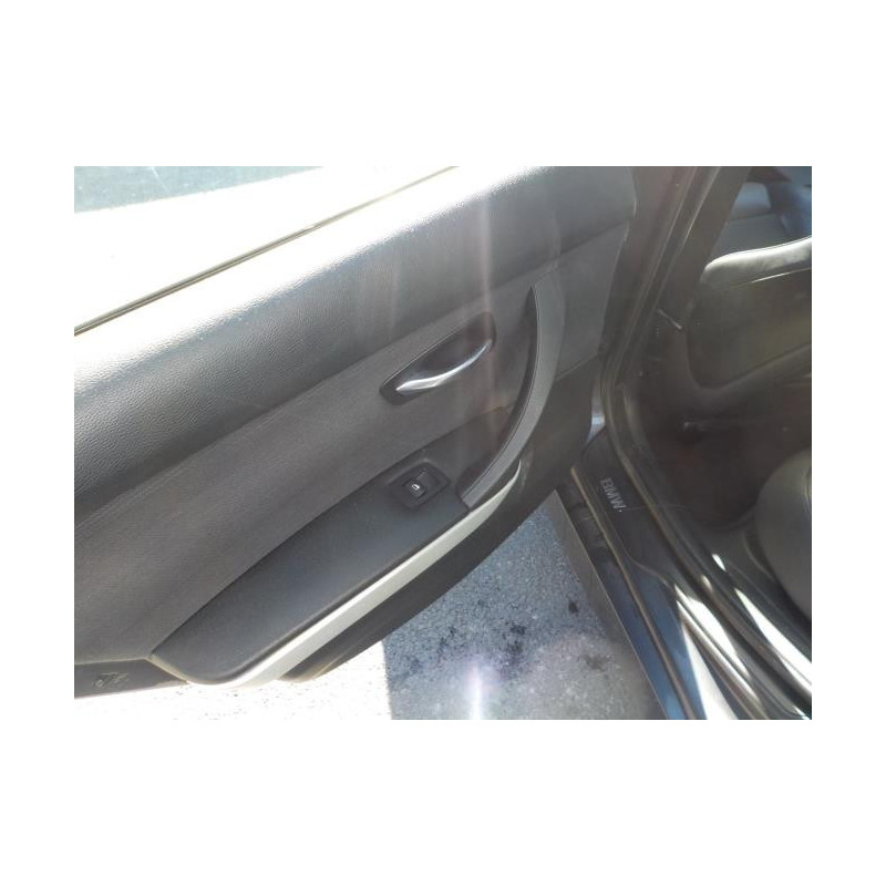 Feu arriere secondaire gauche (feux) BMW SERIE 3 E90 PHASE 1 d’occasion