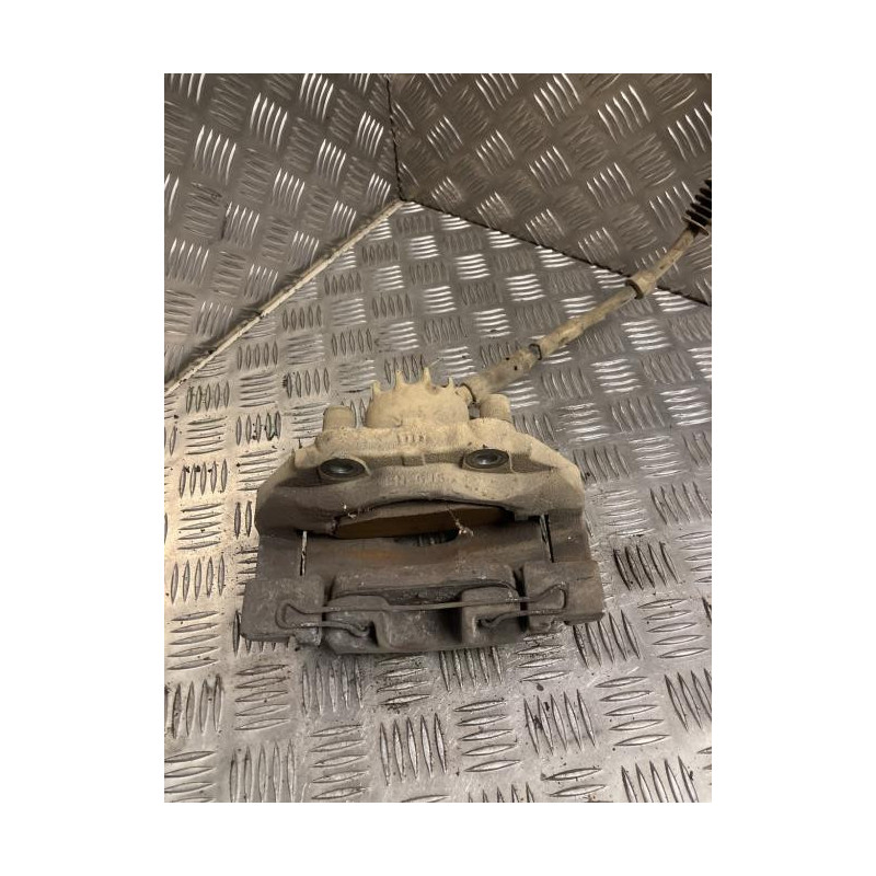 Etrier avant droit (freinage) VOLKSWAGEN GOLF 4 d’occasion