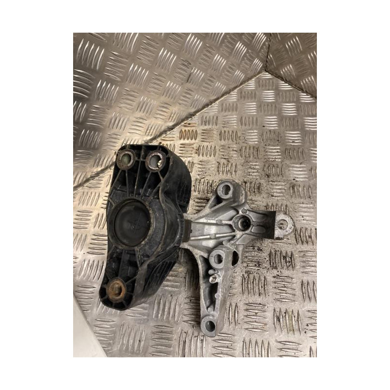 Support moteur RENAULT CLIO 4 PHASE 1 d’occasion