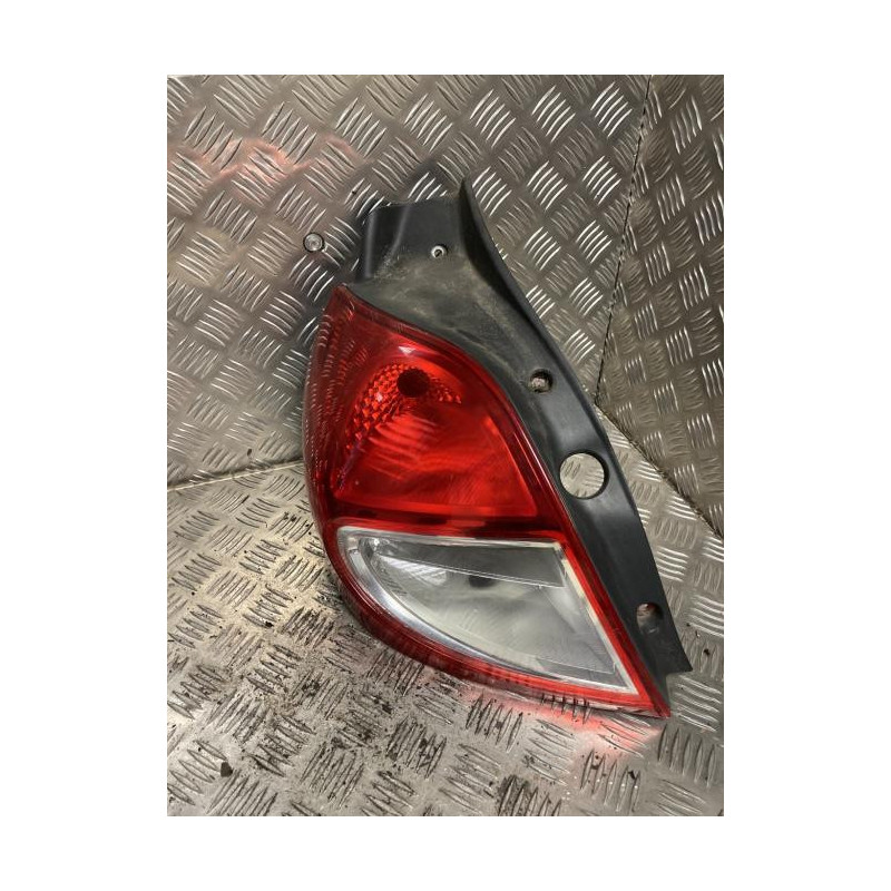 Feu arriere principal gauche (feux) RENAULT CLIO 3 PHASE 2 d’occasion