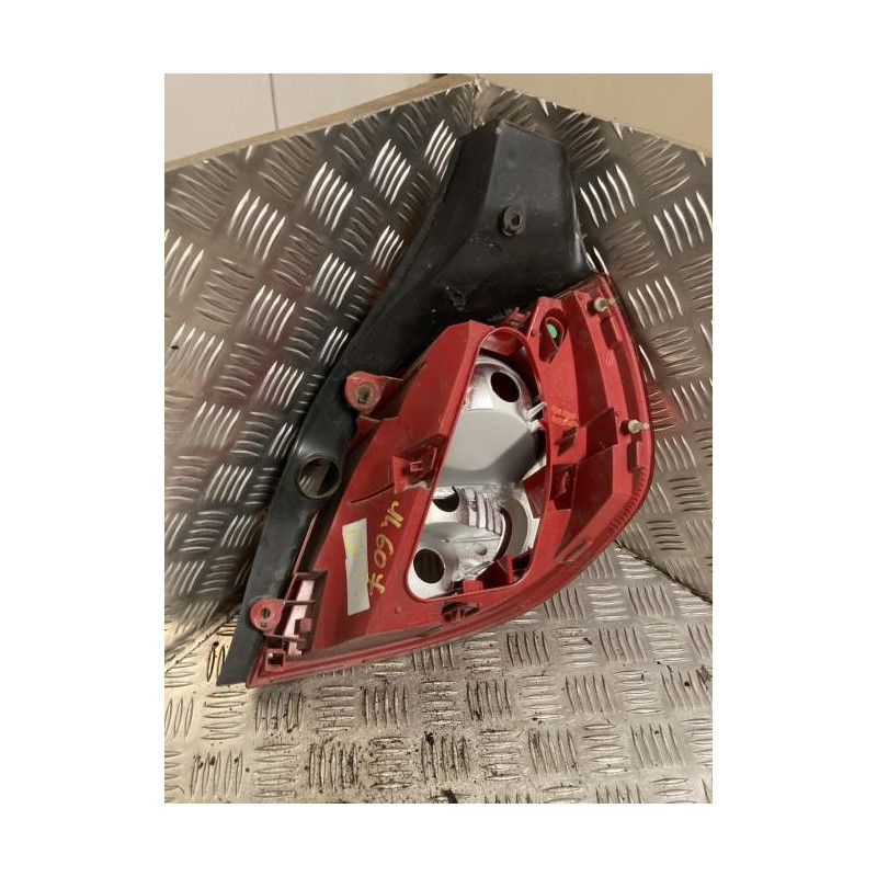 Feu arriere principal gauche (feux) RENAULT CLIO 3 PHASE 2 d’occasion