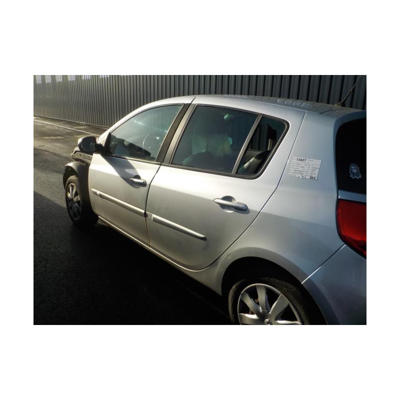 Feu arriere principal gauche (feux) RENAULT CLIO 3 PHASE 2 d’occasion