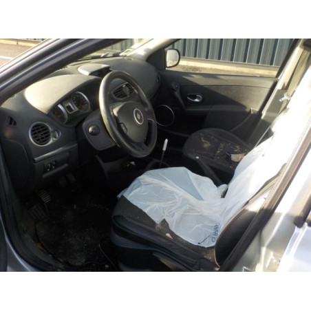 Feu arriere principal gauche (feux) RENAULT CLIO 3 PHASE 2 d’occasion