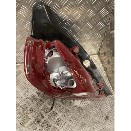 Feu arriere principal droit (feux) RENAULT CLIO 3 PHASE 2 d’occasion