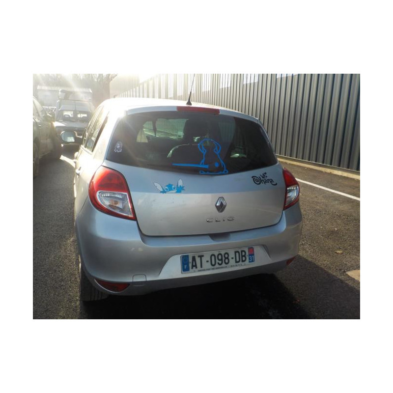 Feu arriere principal droit (feux) RENAULT CLIO 3 PHASE 2 d’occasion