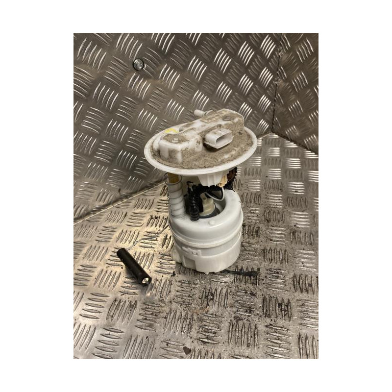Pompe à carburant RENAULT CLIO 4 PHASE 1 d’occasion