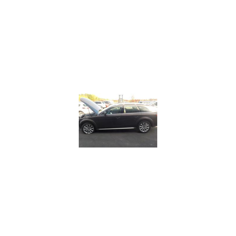 Porte avant gauche AUDI A4 3 ALLROAD BREAK d’occasion