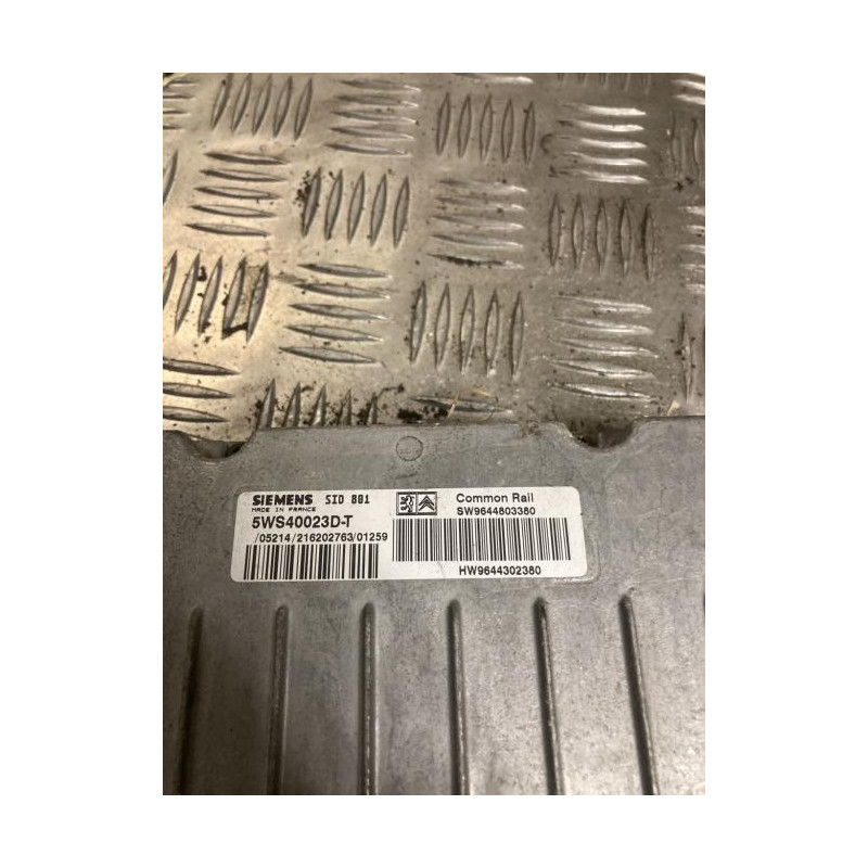 Calculateur moteur CITROEN XSARA PHASE 2 BREAK d’occasion