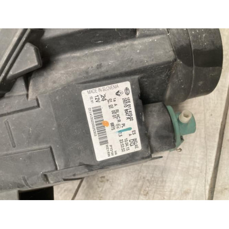 Optique avant principal droit (feux)(phare) RENAULT TRAFIC 3 LONG PHASE 1 d’occasion