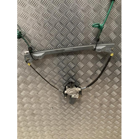 Leve vitre electrique avant droit RENAULT CLIO 2 PHASE 2 d’occasion