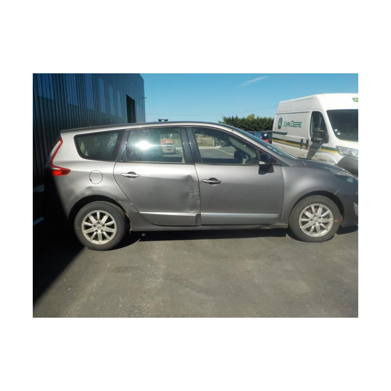 Volant RENAULT GRAND SCENIC 3 PHASE 1 d’occasion