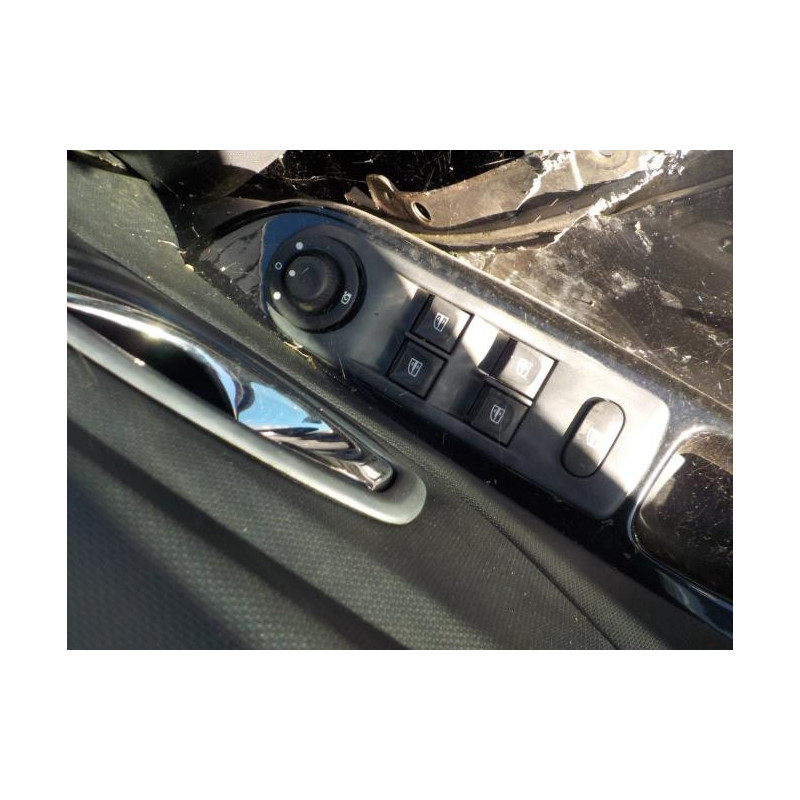 Support aile droit RENAULT CAPTUR 1 PHASE 1 d’occasion