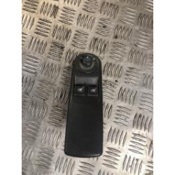 Interrupteur de leve vitre avant gauche RENAULT CLIO 4 PHASE 1 d’occasion
