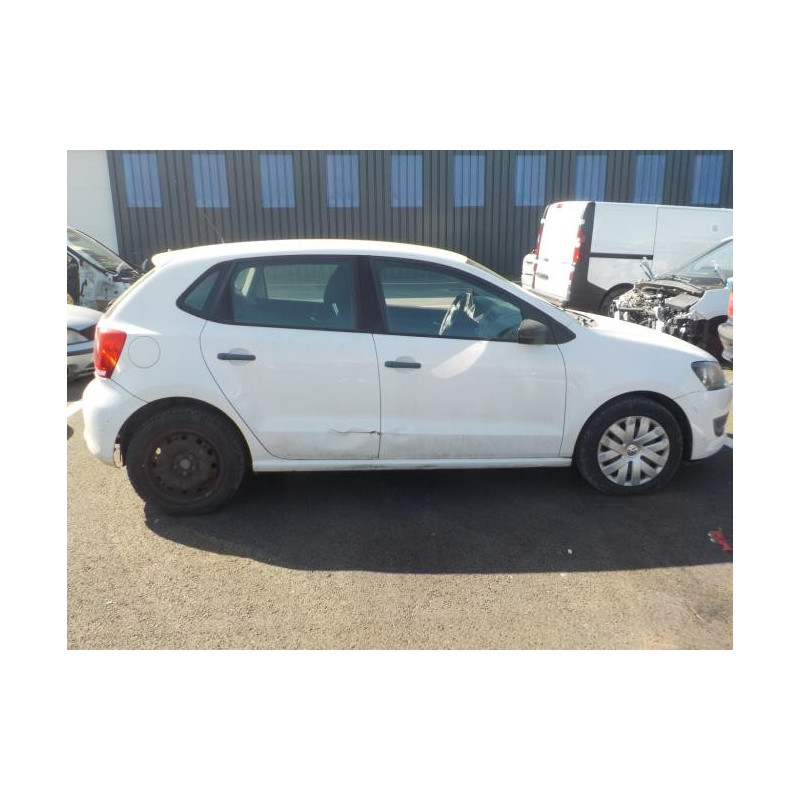 Porte avant droit VOLKSWAGEN POLO 5 PHASE 1 d’occasion