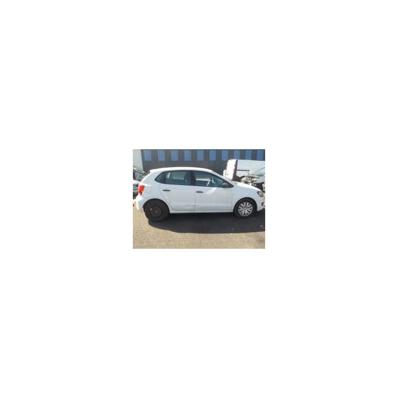 Poignee porte avant droit VOLKSWAGEN POLO 5 PHASE 1 d’occasion