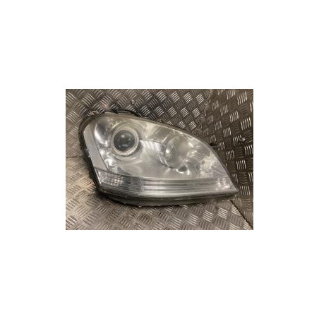 Optique avant principal droit (feux)(phare) MERCEDES CLASSE M 164 PHASE 1 d’occasion